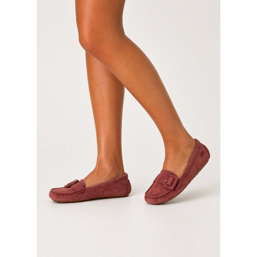 UGG Burgundy‎ Brown Suede Shearling Lined Moccasin Loafers Womens Size 8